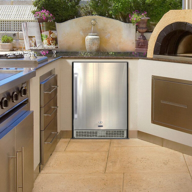 Whynter BOR-53024-SSW/BOR-53024-SSWa 24″ Built-In Energy Star 5.3 cu. ft. Indoor/Outdoor Beverage Refrigerator Cooler Weather Proof in Stainless Steel with Lock and Optional Caster Wheels
