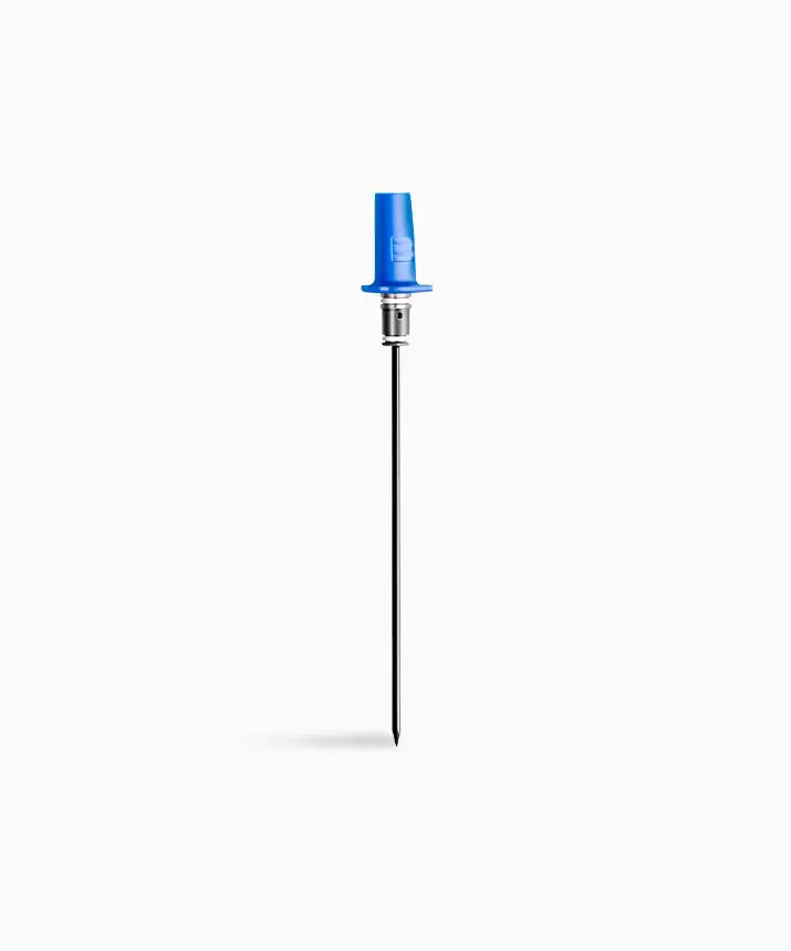 Coravin Eleven Standard Needle and Spout Kit: A blue needle with a blue cap, compatible with the Timeless Eleven Wine Preservation System.